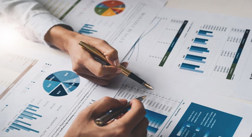 تأثیر رعایت استانداردهای حسابداری در تأیید دفاتر توسط سازمان امور مالیاتی